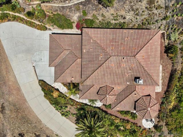 2342 CARIOCA PL, Vista, CA 92084