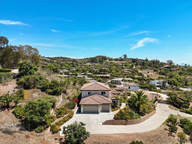 2342 CARIOCA PL, Vista, CA 92084