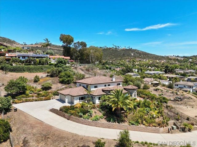 2342 CARIOCA PL, Vista, CA 92084
