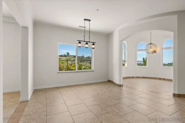 2342 CARIOCA PL, Vista, CA 92084