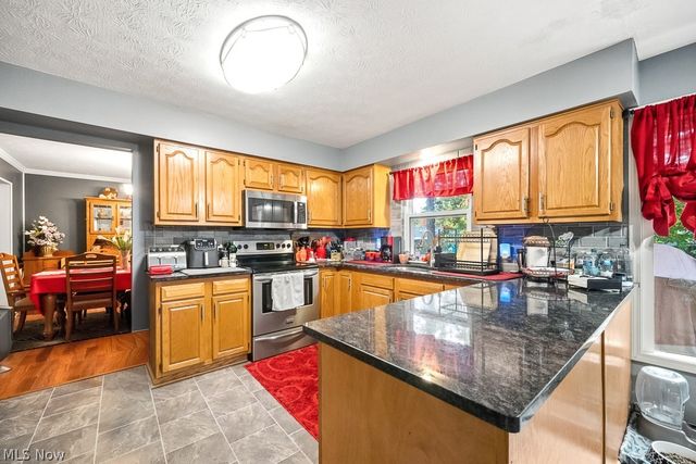 20710 Forestwood Drive, Strongsville, OH 44149