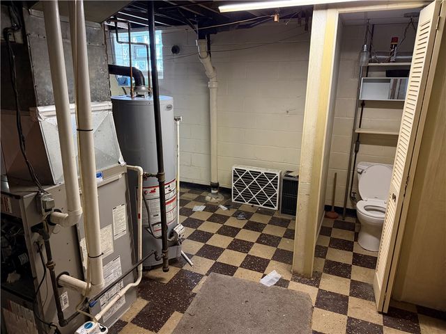 14 Hogsett St, Uniontown, PA 15401