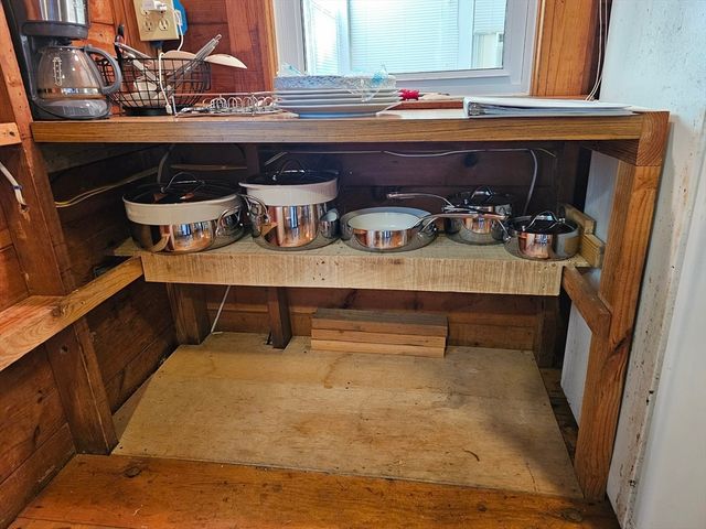 1937 State Hwy Rte 6 8, Wellfleet, MA 02667