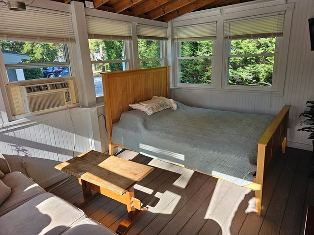 1937 State Hwy Rte 6 8, Wellfleet, MA 02667