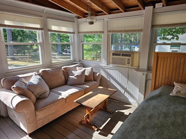 1937 State Hwy Rte 6 8, Wellfleet, MA 02667