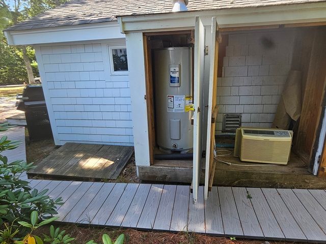 1937 State Hwy Rte 6 8, Wellfleet, MA 02667