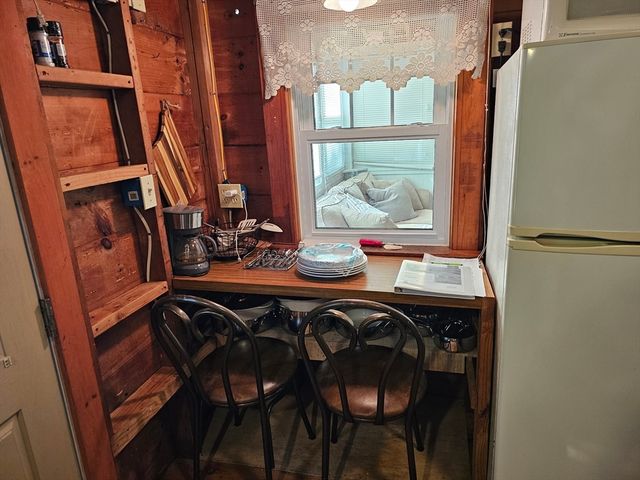 1937 State Hwy Rte 6 8, Wellfleet, MA 02667