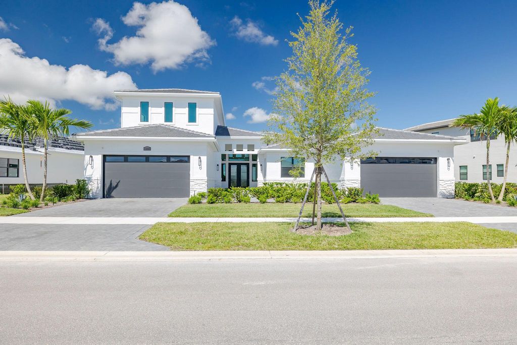 13265 SW Shinnecock Drive, Port St Lucie, FL 34987