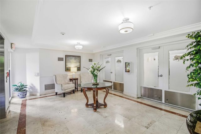 5246 MANORWOOD DRIVE 4C, Sarasota, FL 34235