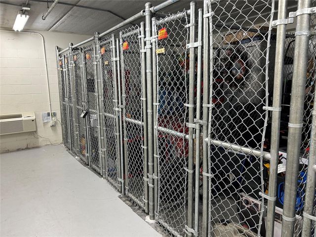 5246 MANORWOOD DRIVE 4C, Sarasota, FL 34235