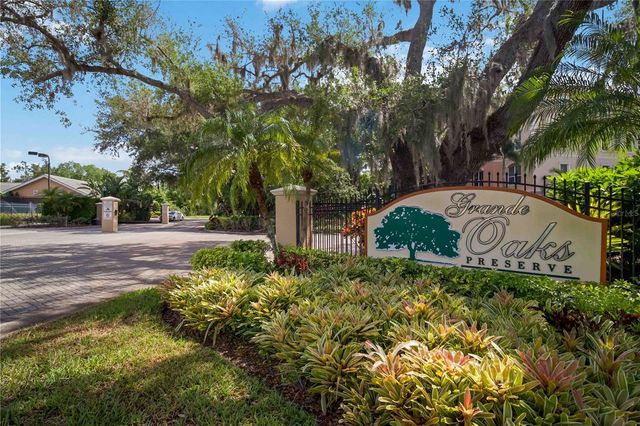 5246 MANORWOOD DRIVE 4C, Sarasota, FL 34235