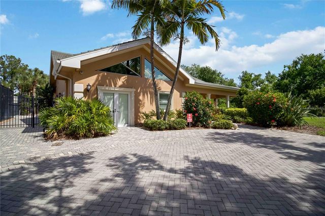 5246 MANORWOOD DRIVE 4C, Sarasota, FL 34235