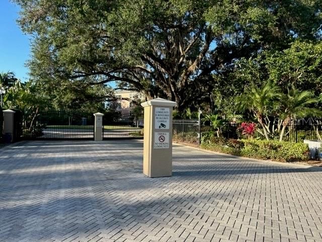 5246 MANORWOOD DRIVE 4C, Sarasota, FL 34235