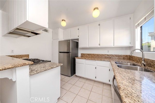 1719 Rogers Place 34G, Burbank, CA 91504