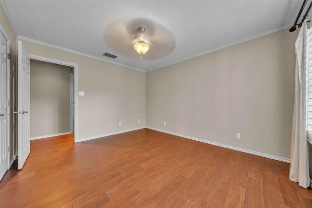 401 Canyon Creek Trail, Fort Worth, TX 76112