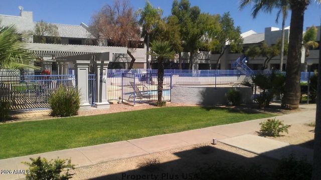 3301 E Earll Drive Unit 119, Phoenix, AZ 85018