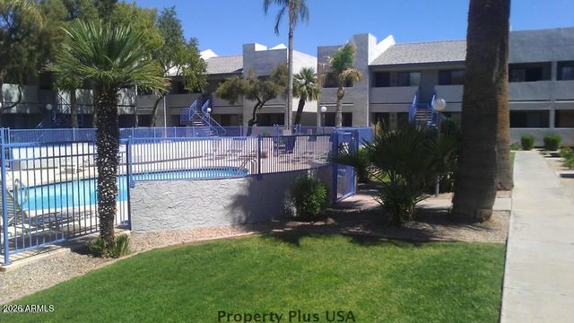 3301 E Earll Drive Unit 119, Phoenix, AZ 85018