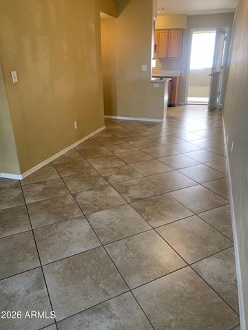 3301 E Earll Drive Unit 119, Phoenix, AZ 85018