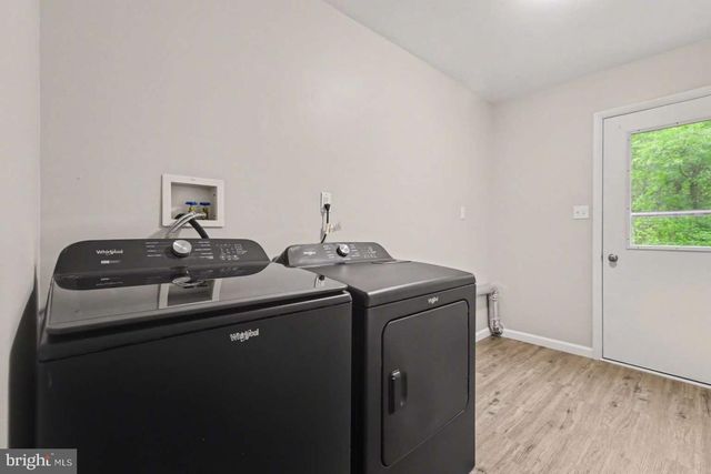 207 SCOTCH PINE RD, Dillsburg, PA 17019