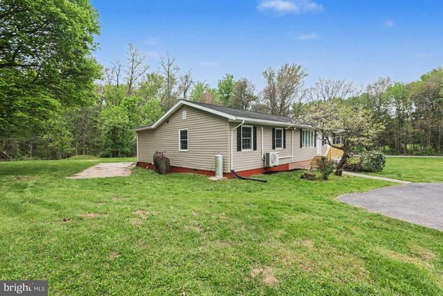 207 SCOTCH PINE RD, Dillsburg, PA 17019