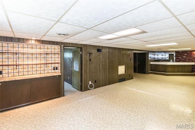 11048 Ridge Forest Court, St Louis, MO 63126