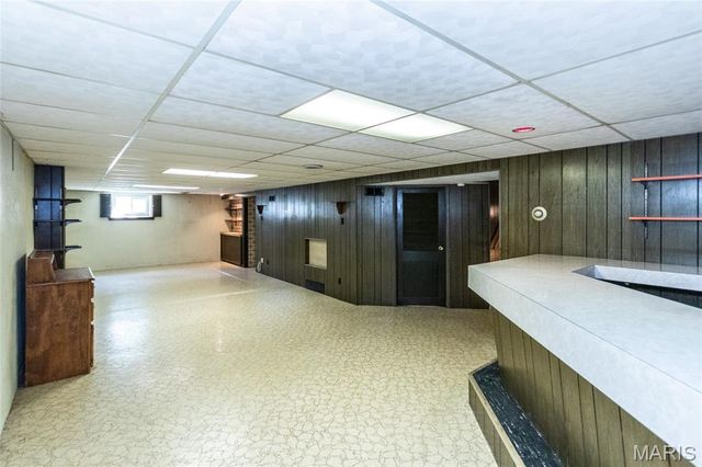 11048 Ridge Forest Court, St Louis, MO 63126