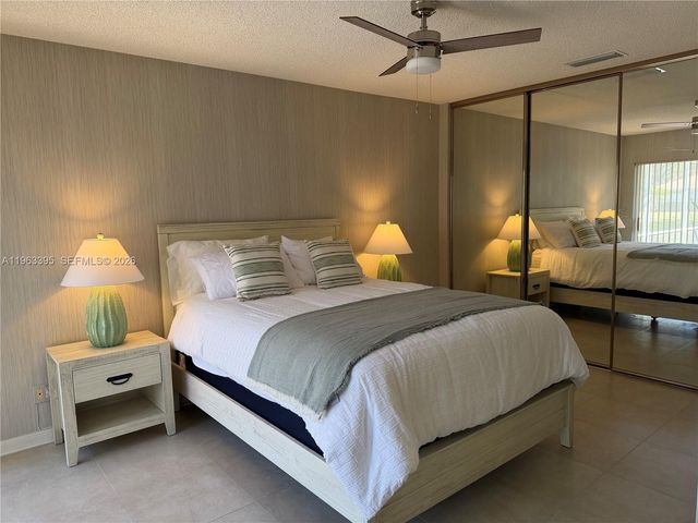 101 Silverleaf Oak Ct 101, Palm Beach Gardens, FL 33410