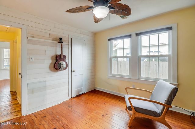 330 Easterbrook Street, Bay Saint Louis, MS 39520