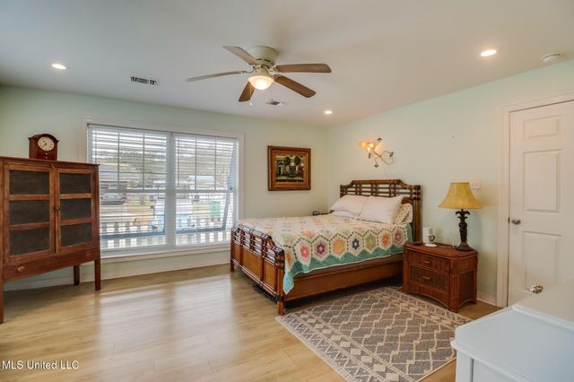 330 Easterbrook Street, Bay Saint Louis, MS 39520