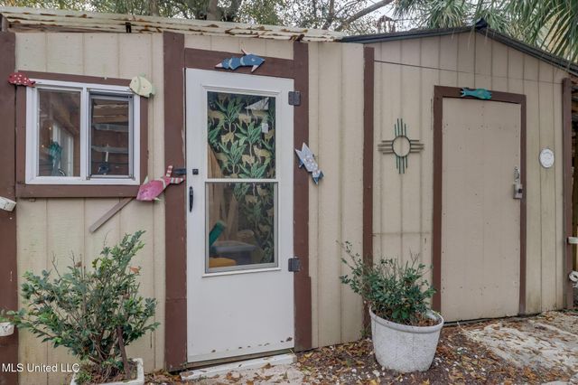 330 Easterbrook Street, Bay Saint Louis, MS 39520