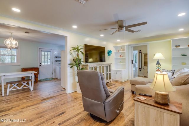 330 Easterbrook Street, Bay Saint Louis, MS 39520