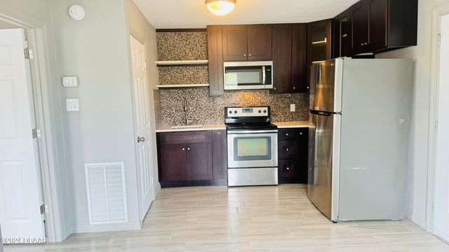 71 Rockefeller Dr Apt A, Ormond Beach, FL 32176