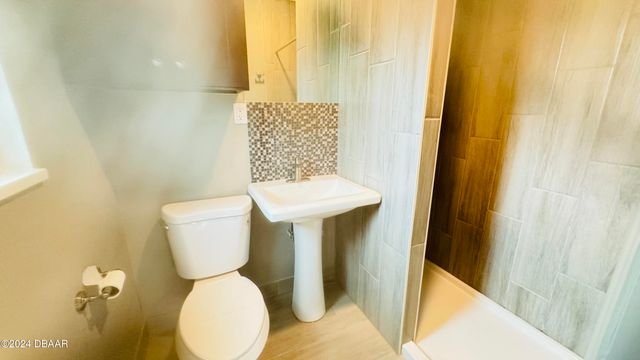 71 Rockefeller Dr Apt A, Ormond Beach, FL 32176