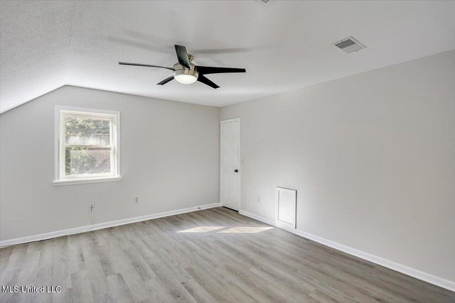 300 Monterey Drive, Clinton, MS 39056