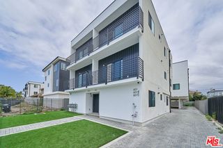 603 W 41st Place, Los Angeles, CA 90037