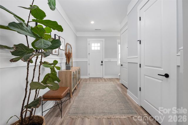 1027 Masefield Avenue, Matthews, NC 28105