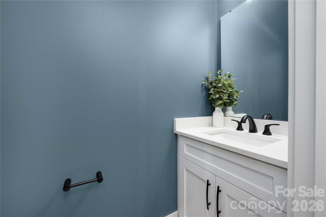 1027 Masefield Avenue, Matthews, NC 28105