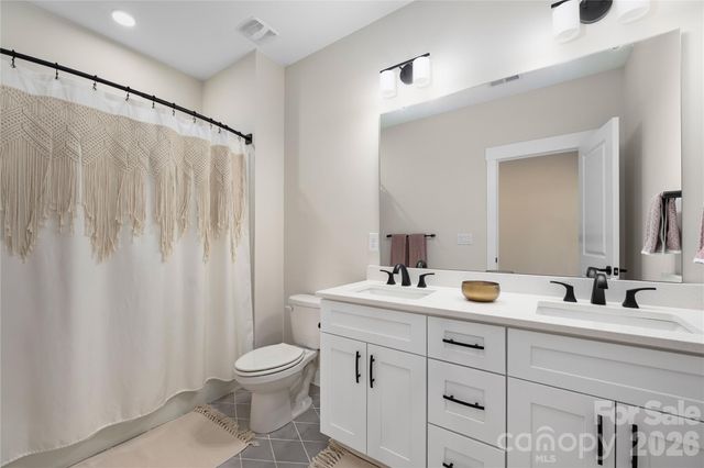 1027 Masefield Avenue, Matthews, NC 28105