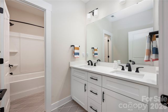 1027 Masefield Avenue, Matthews, NC 28105