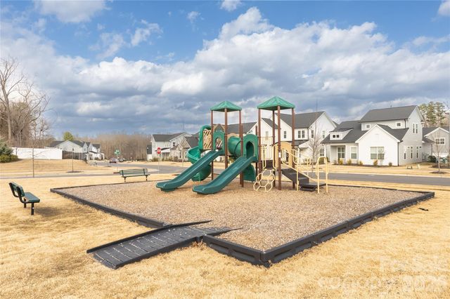 1027 Masefield Avenue, Matthews, NC 28105