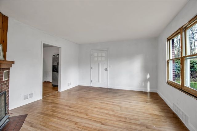 3520 Stony Point Road, Grand Island, NY 14072