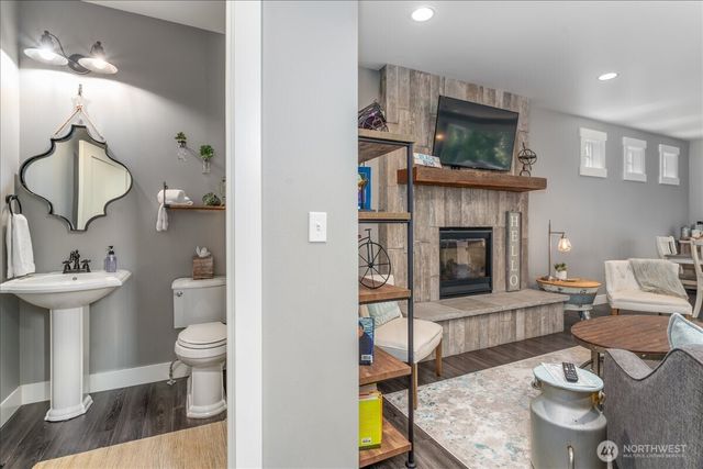 264 Porcupine Lane, Chelan, WA 98816