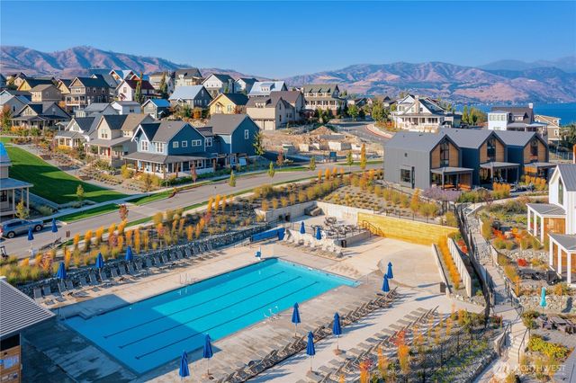 264 Porcupine Lane, Chelan, WA 98816