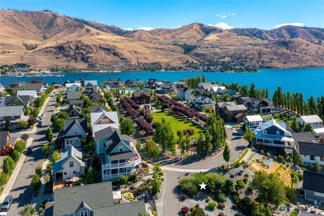 264 Porcupine Lane, Chelan, WA 98816