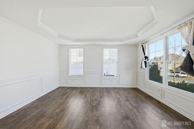 3 Cairnes Lane, East Brunswick, NJ 08816