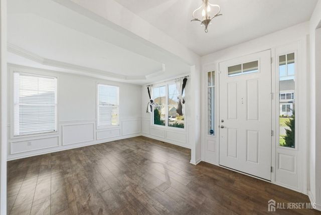 3 Cairnes Lane, East Brunswick, NJ 08816