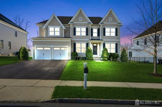 3 Cairnes Lane, East Brunswick, NJ 08816