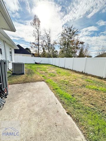 1102 Sara Lane, Hinesville, GA 31313