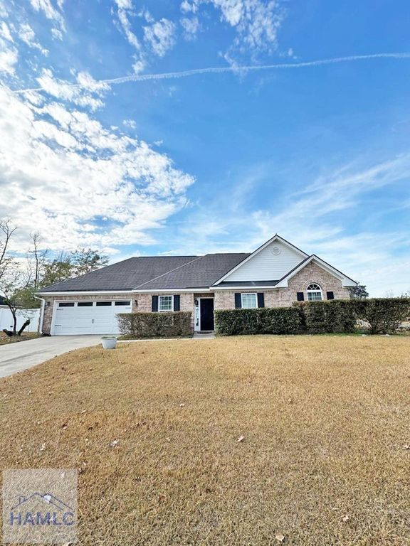 1102 Sara Lane, Hinesville, GA 31313