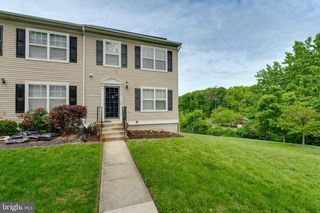 310 CAPE DR SE, Washington, DC 20019